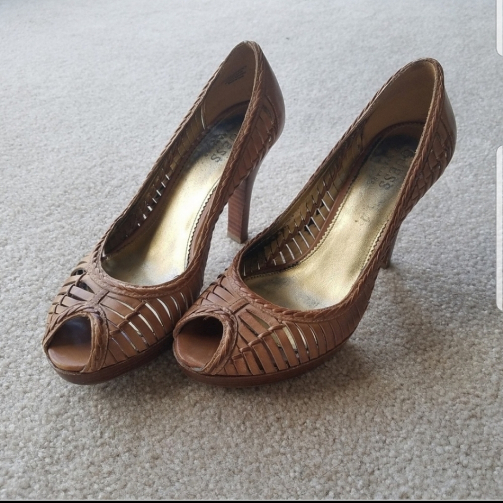 Guess Tan Leather Peeptoe Platforms - Size 7